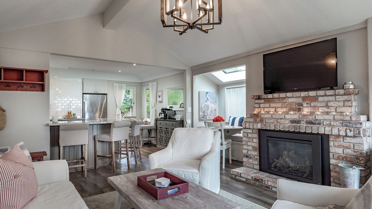 Photo of Bedroom in Northeast Carmel