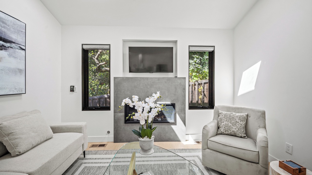 Photo of Livingroom in Northeast Carmel