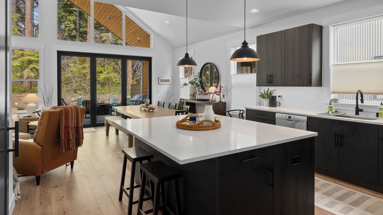 Photo of Kitchen in Roslyn