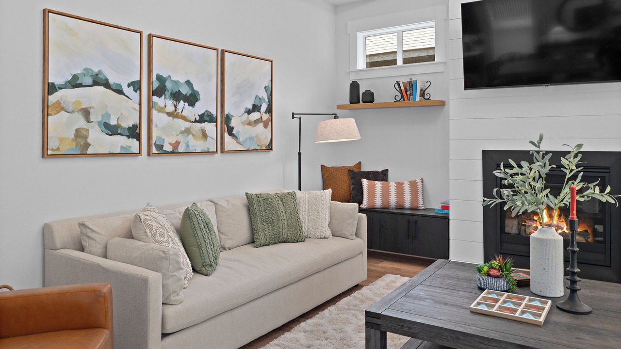 Photo of Livingroom in Roslyn