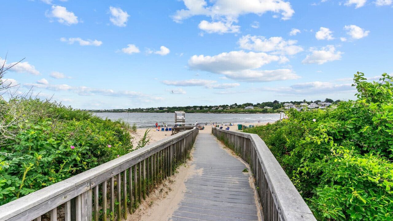 Photo of Others in Bonnet Shores