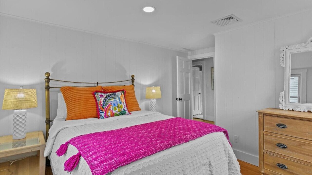 Photo of Bedroom in Bonnet Shores
