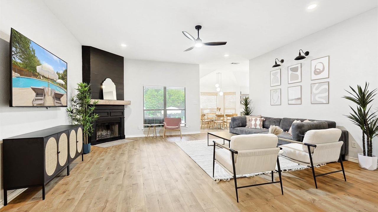 Photo of Livingroom in Red Oak