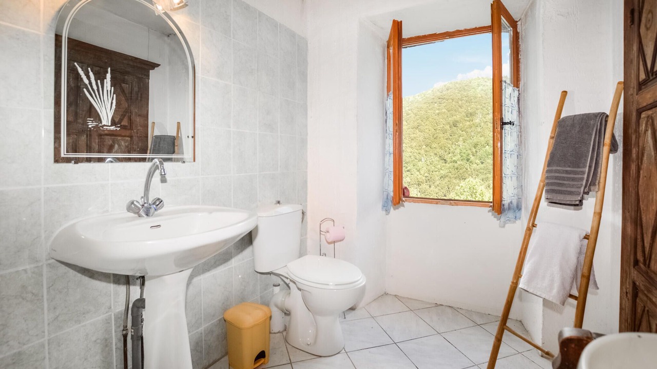 Photo of Bathroom in Sant'Andrea-di-Bozio