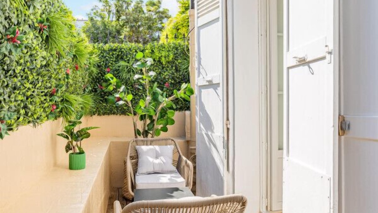Photo of Patio Balcony in Montmartre