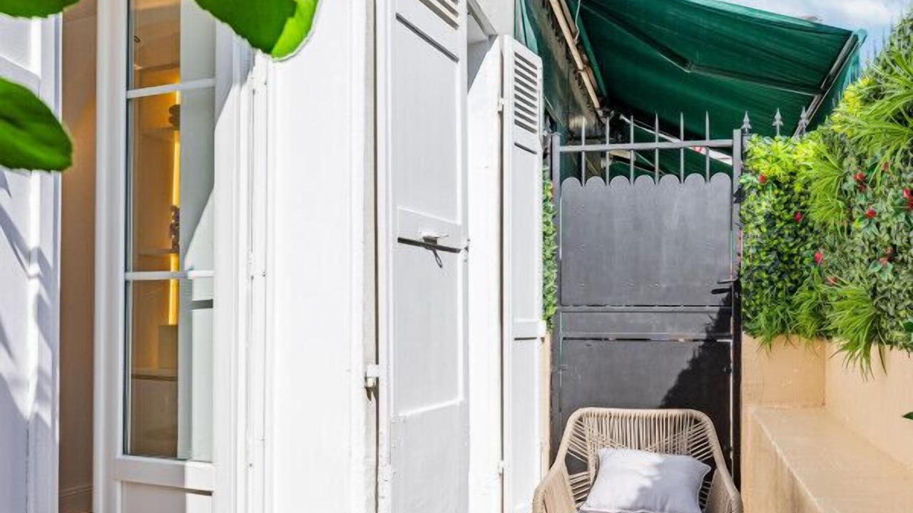 Photo of Patio Balcony in Montmartre