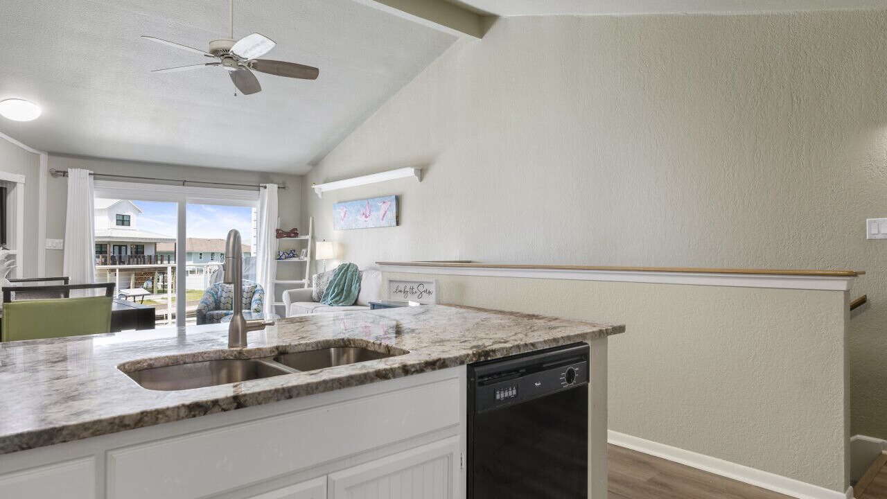 Photo of Others in City-by-the Sea