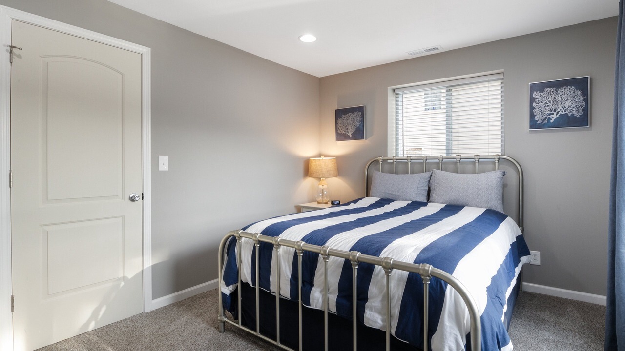 Photo of Bedroom in Linn Creek