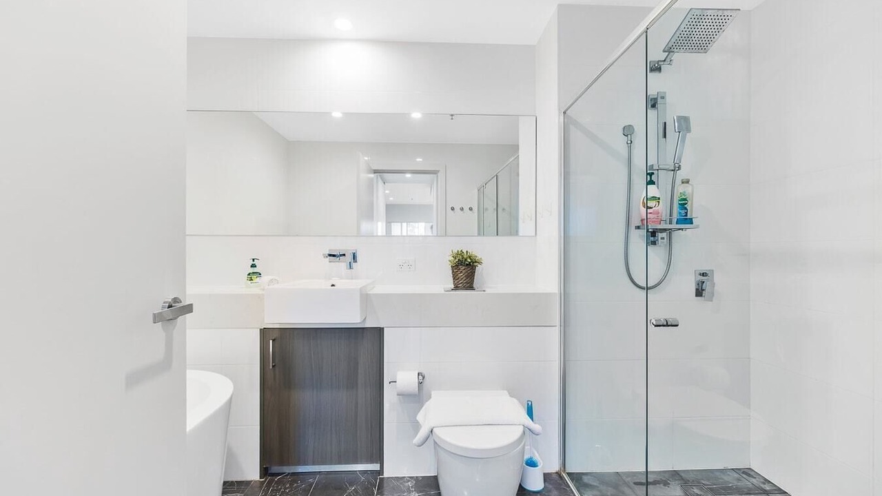 Photo of Bathroom in Mascot