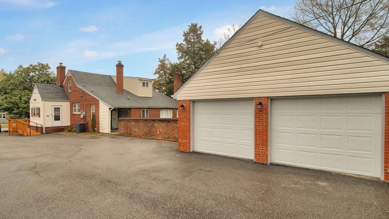 Photo of Outdoor in North Chesterfield