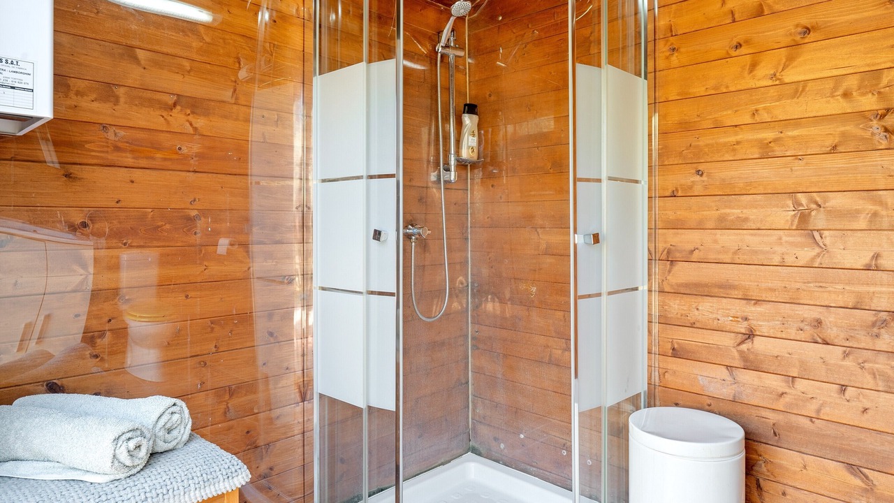 Photo of Bathroom in Camarles