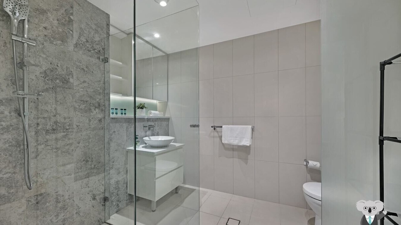 Photo of Bathroom in Wentworth Point