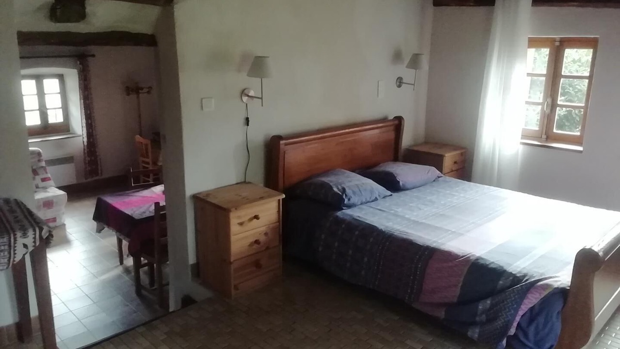 Photo of Bedroom in Aiton