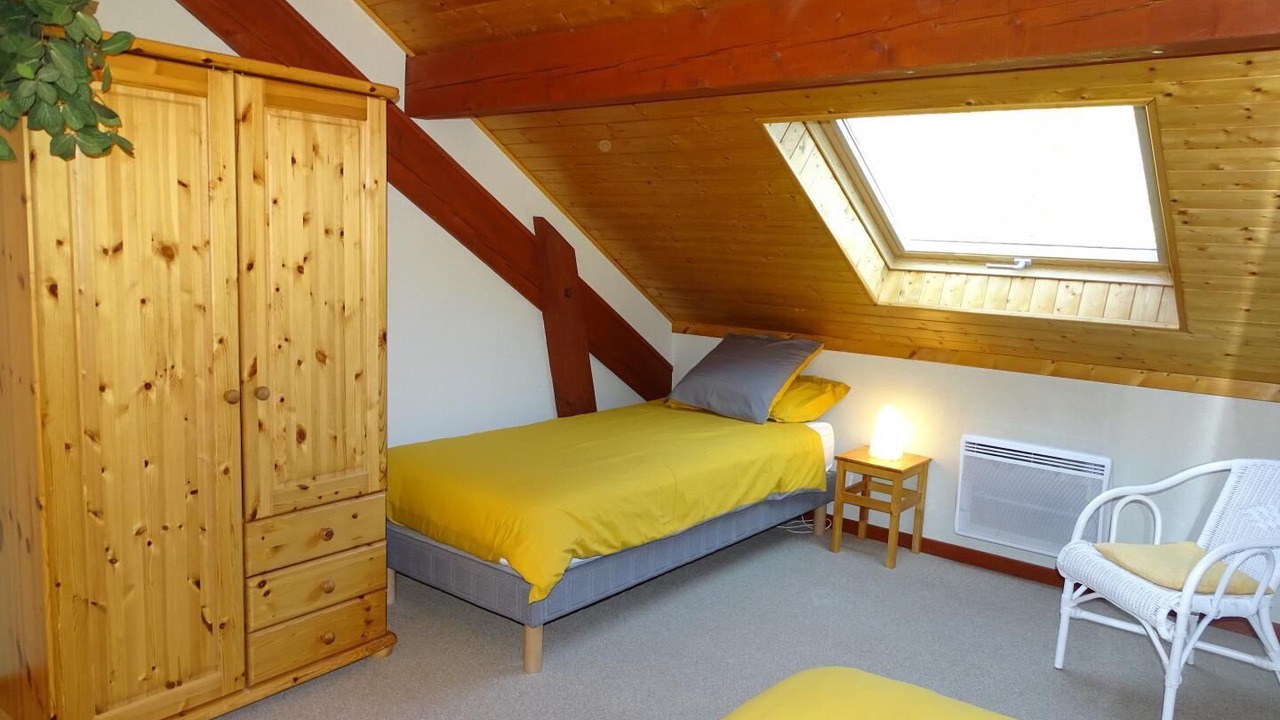 Photo of Bedroom in Albiez-Montrond