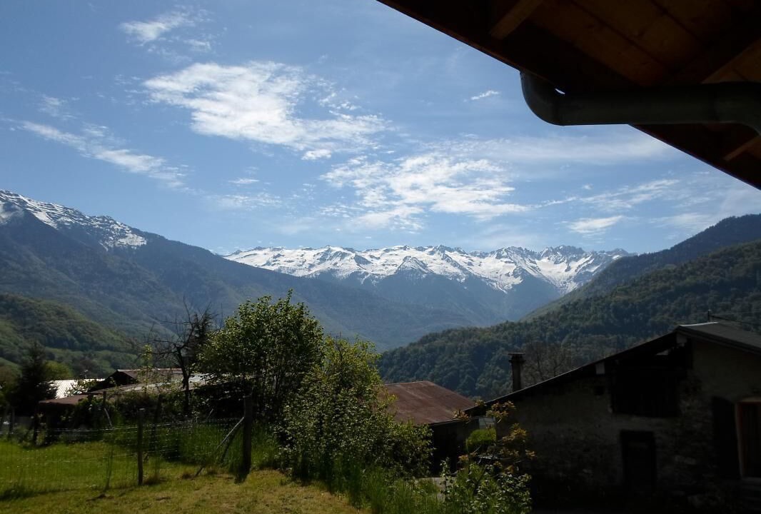 Photo of Outdoor in Aiton