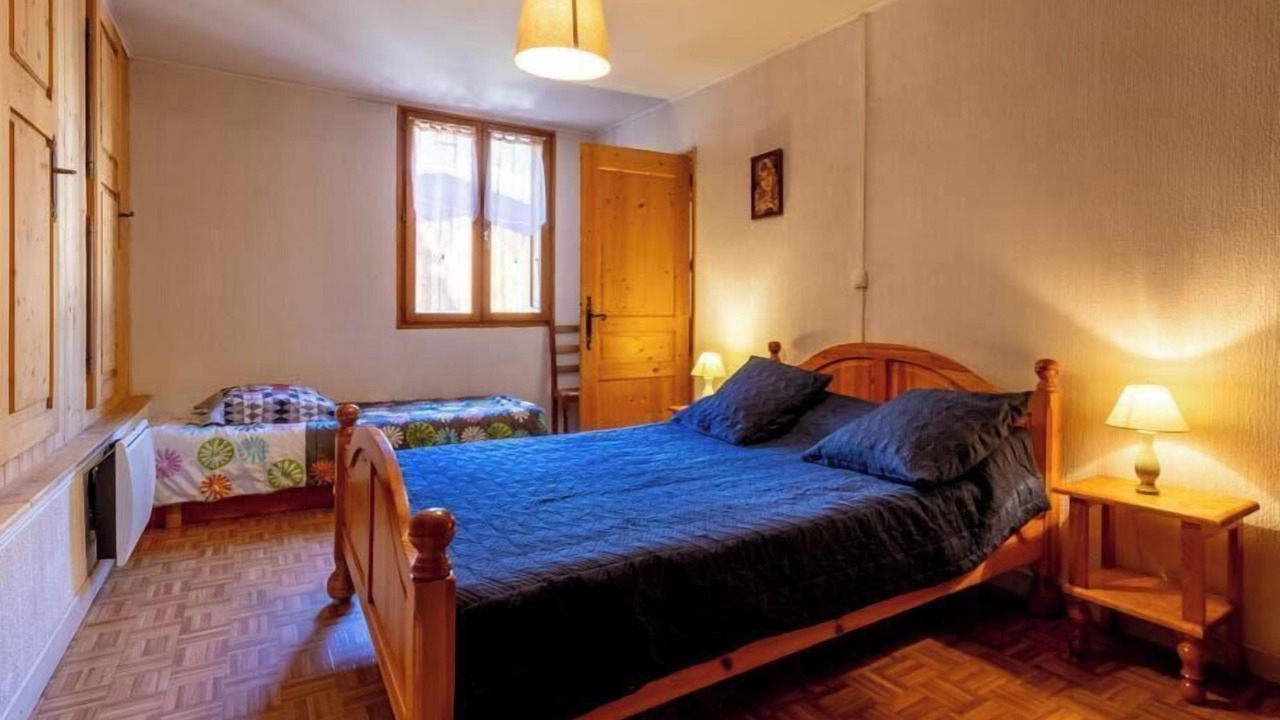 Photo of Bedroom in Areches