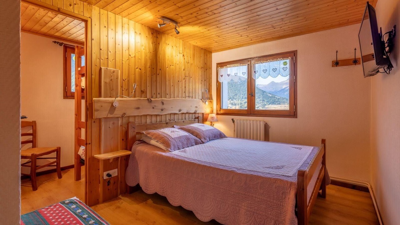Photo of Bedroom in Bramans