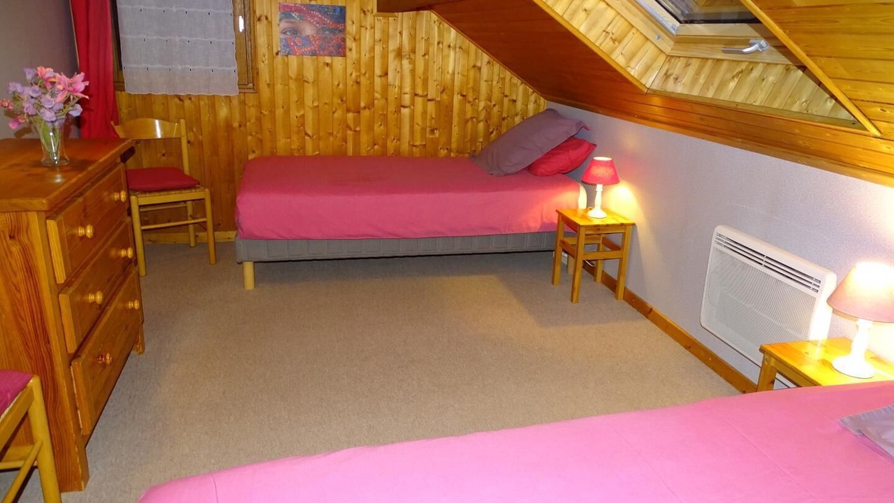 Photo of Bedroom in Albiez-Montrond