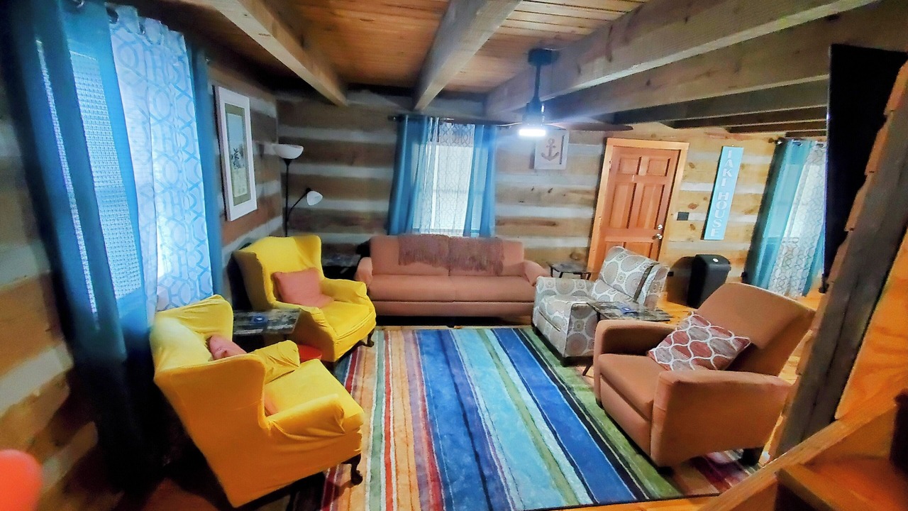 Photo of Livingroom in White Lake