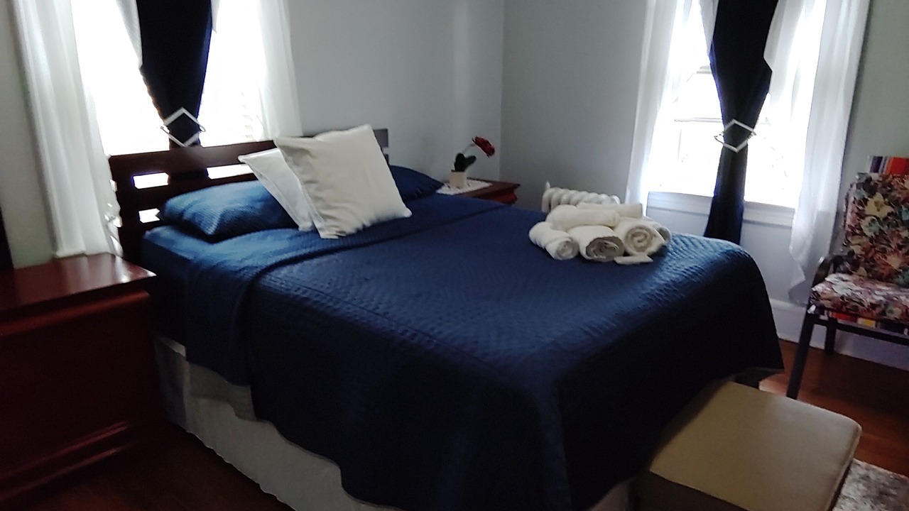 Photo of Bedroom in Roselle