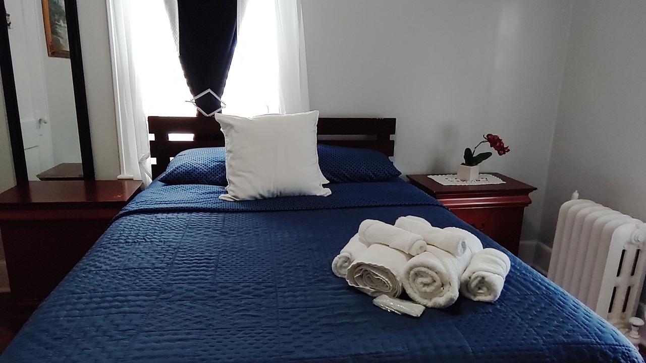 Photo of Bedroom in Roselle