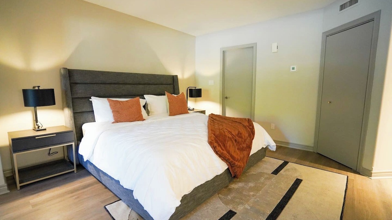 Photo of Bedroom in Oro-Medonte