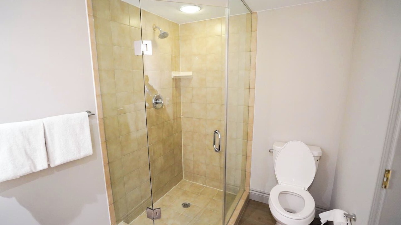 Photo of Bathroom in Oro-Medonte