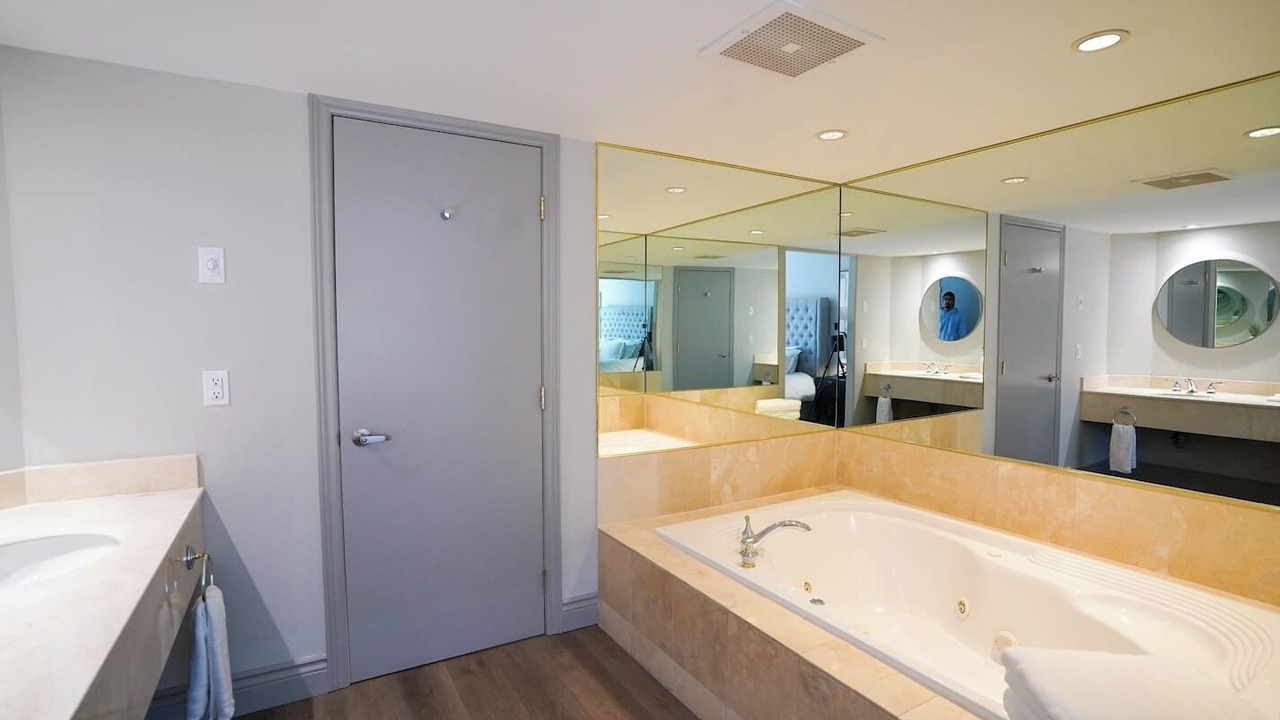 Photo of Bathroom in Oro-Medonte