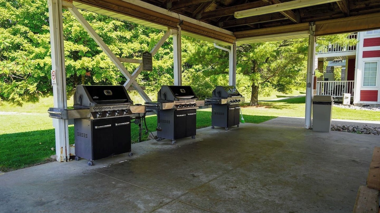 Photo of Patio Balcony in Oro-Medonte
