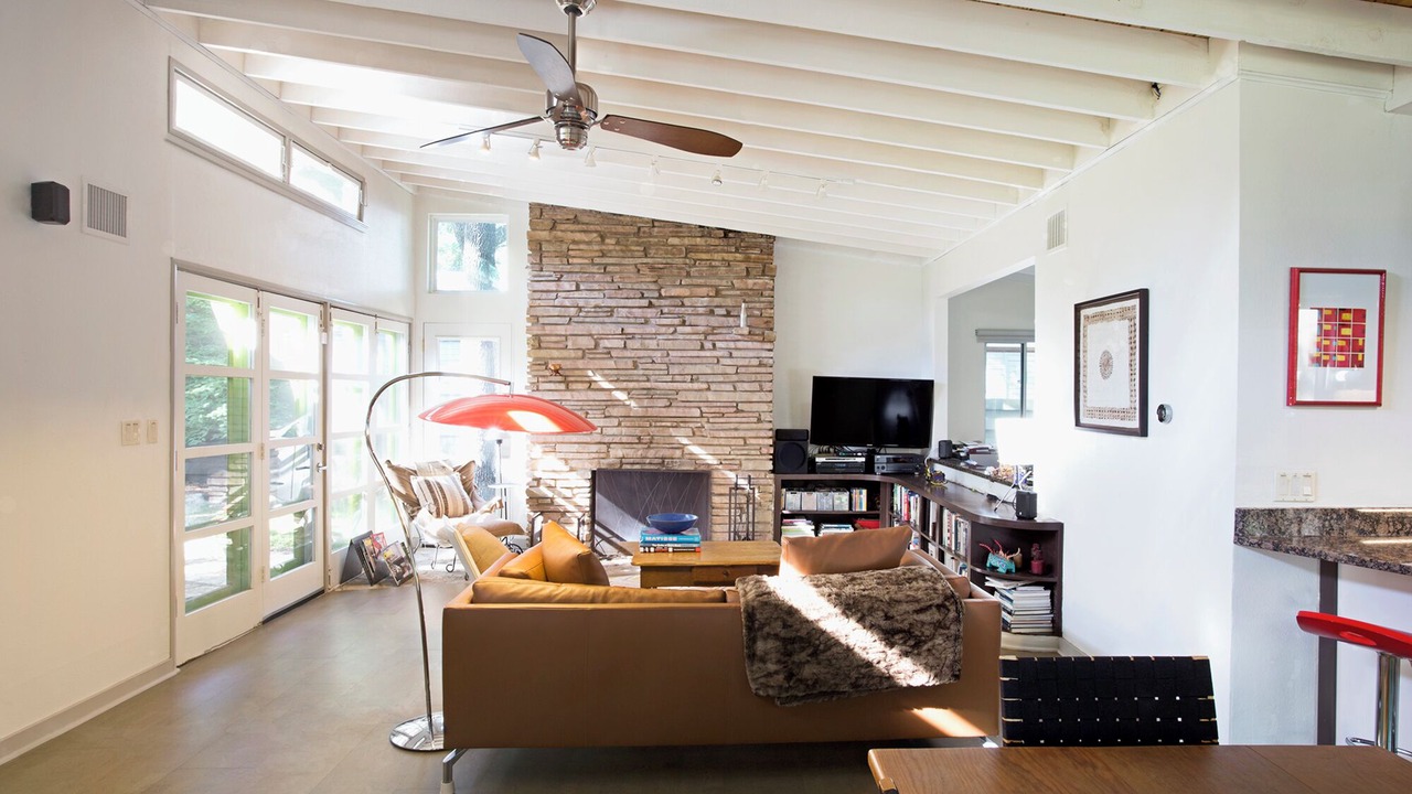 Photo of Livingroom in Barton Hills