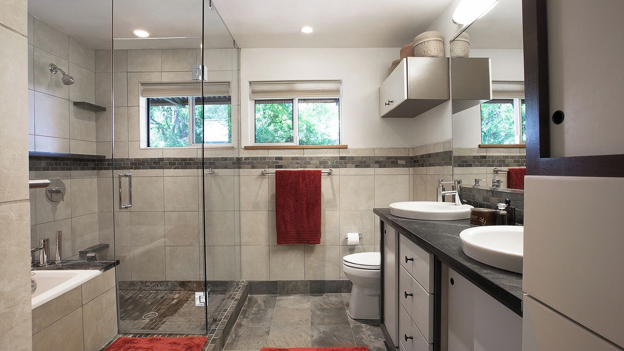 Photo of Bathroom in Barton Hills