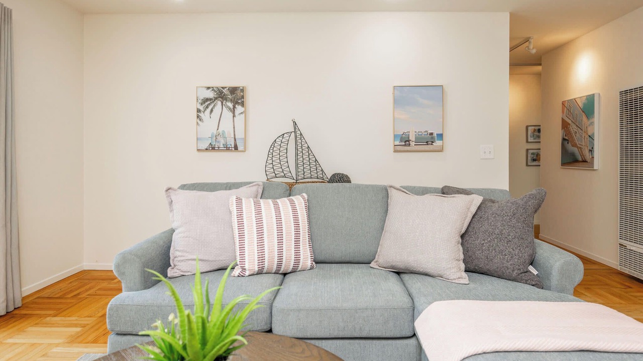 Photo of Livingroom in Linda Mar
