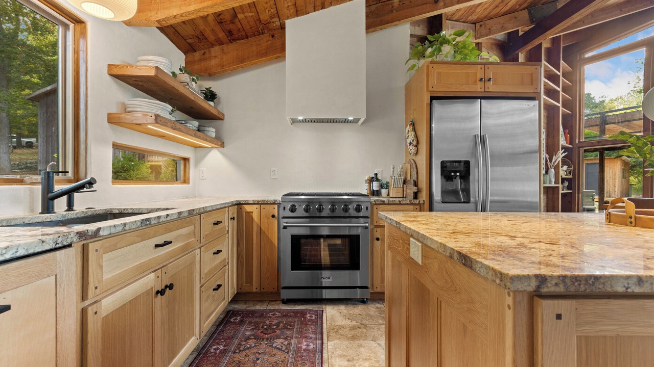 Photo of Kitchen in Parthenon