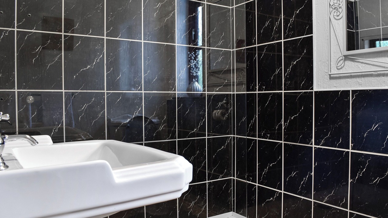 Photo of Bathroom in Bude