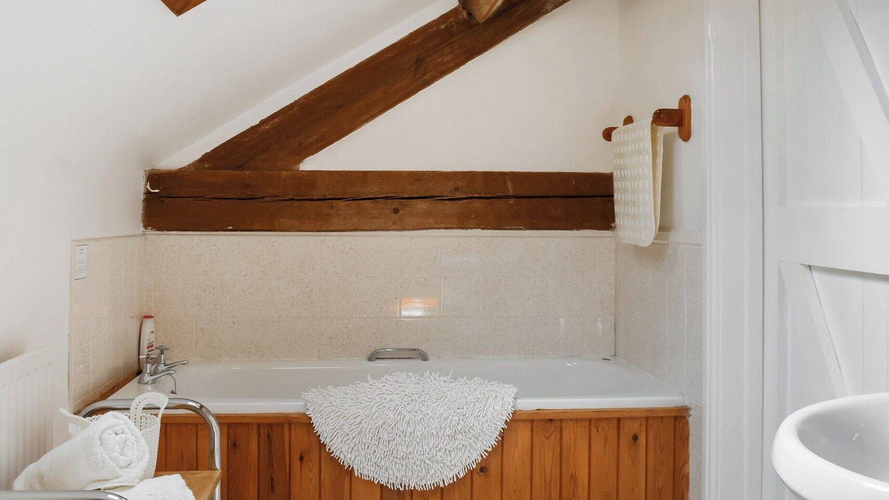 Photo of Bathroom in Warmingham