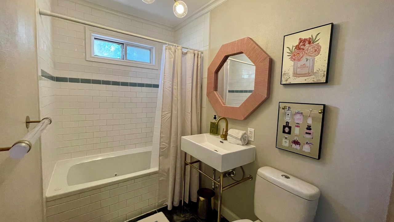 Photo of Bathroom in Sherman