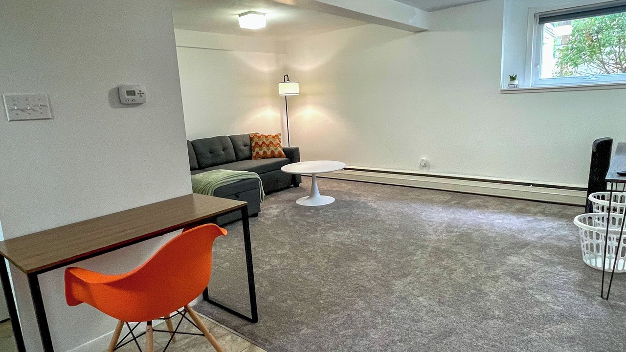 Photo of Livingroom in Eastside