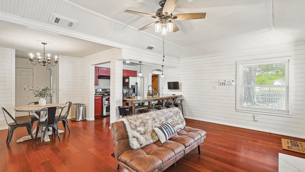 Photo of Livingroom in McKinney