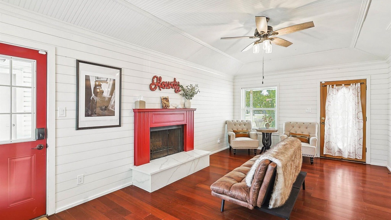 Photo of Livingroom in McKinney