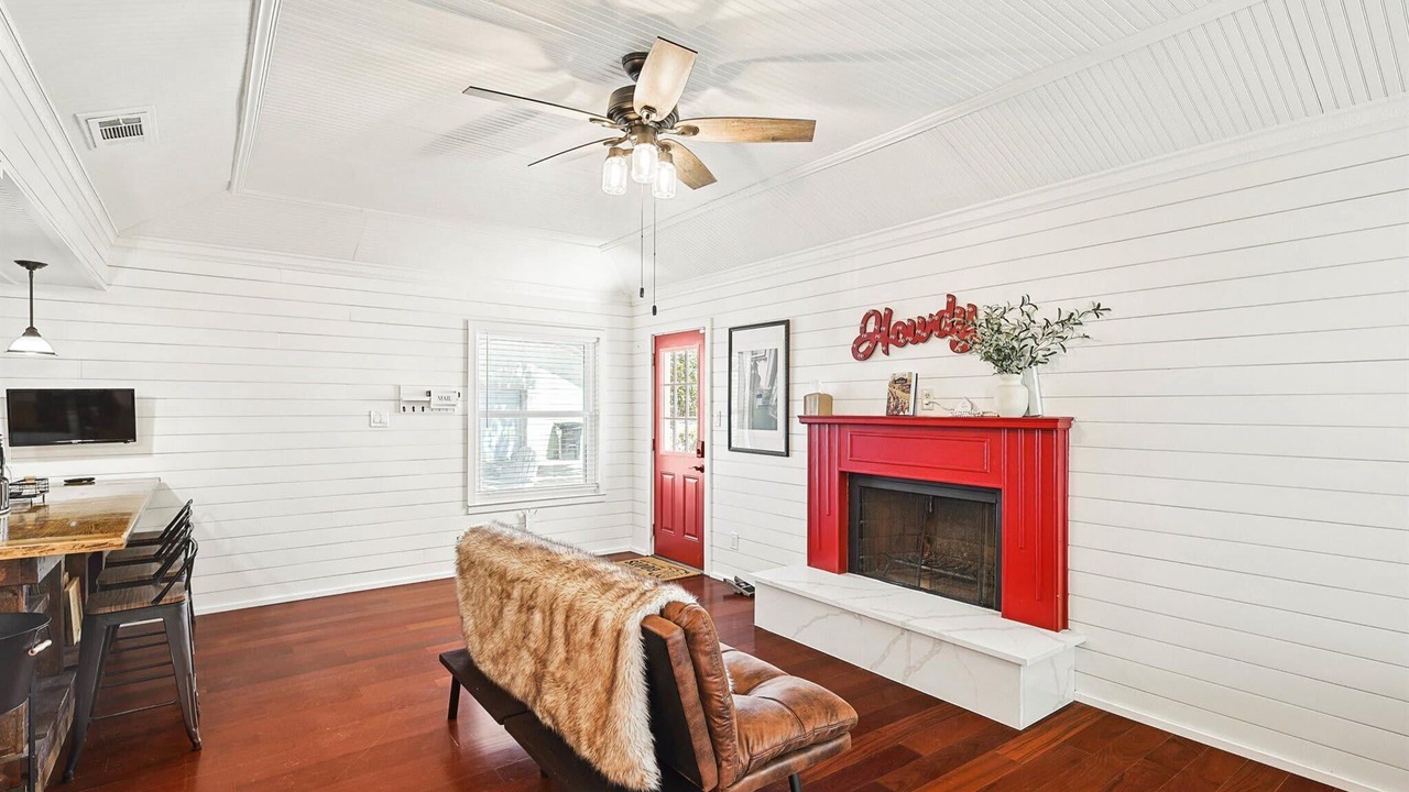 Photo of Livingroom in McKinney
