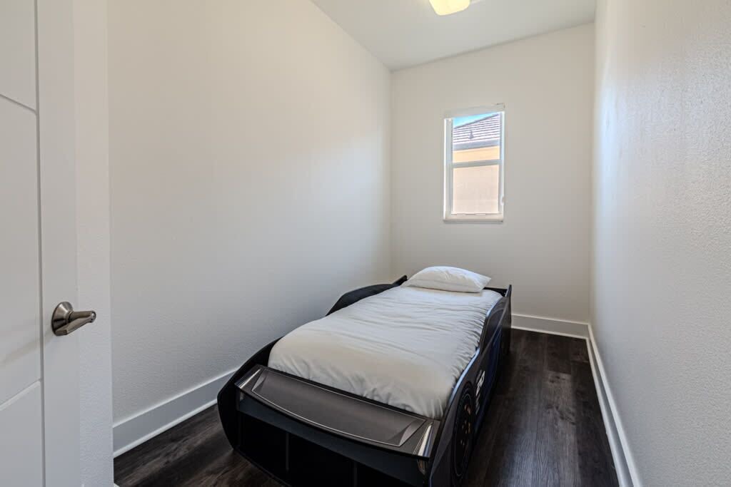 Photo of Bedroom in Caloosahatchee