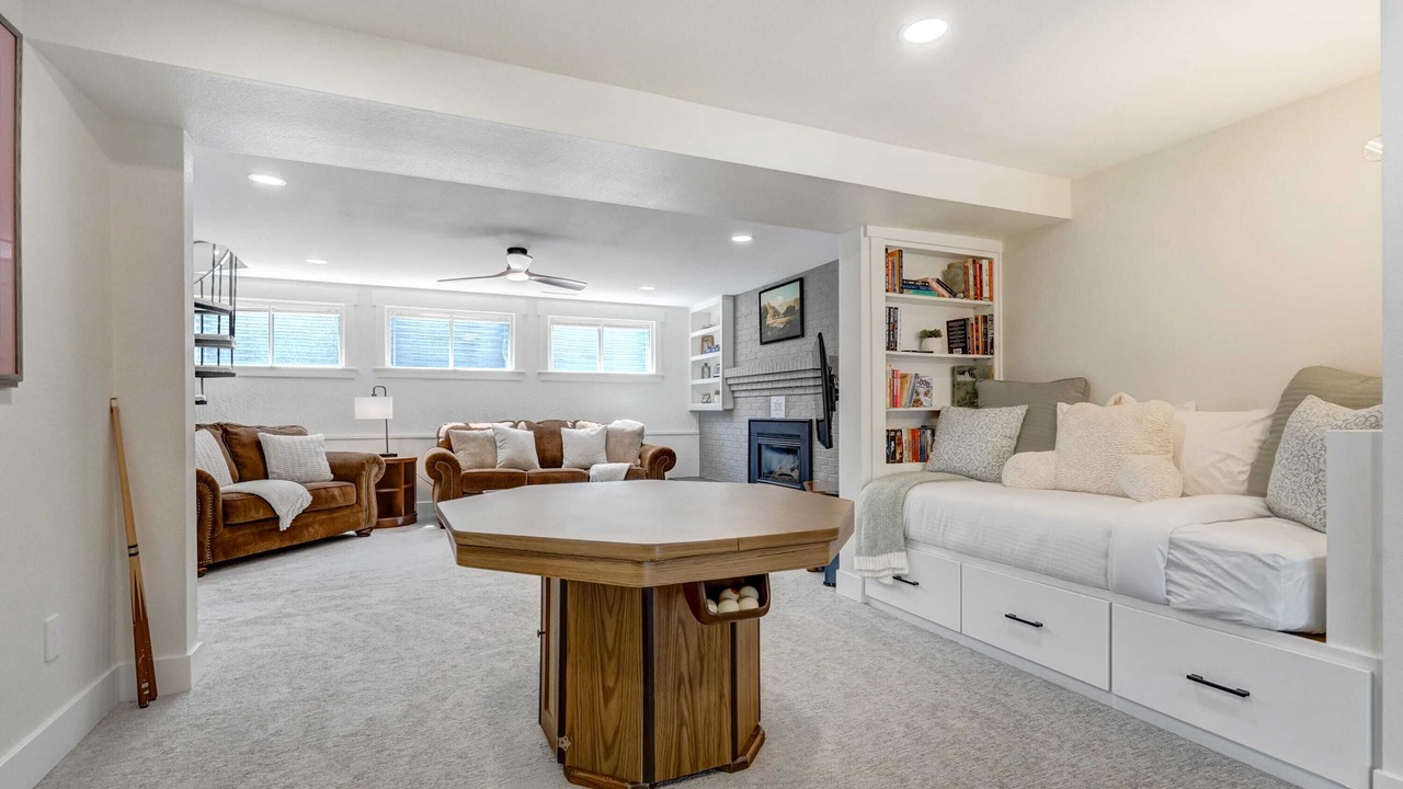 Photo of Livingroom in Northeast Colorado Springs