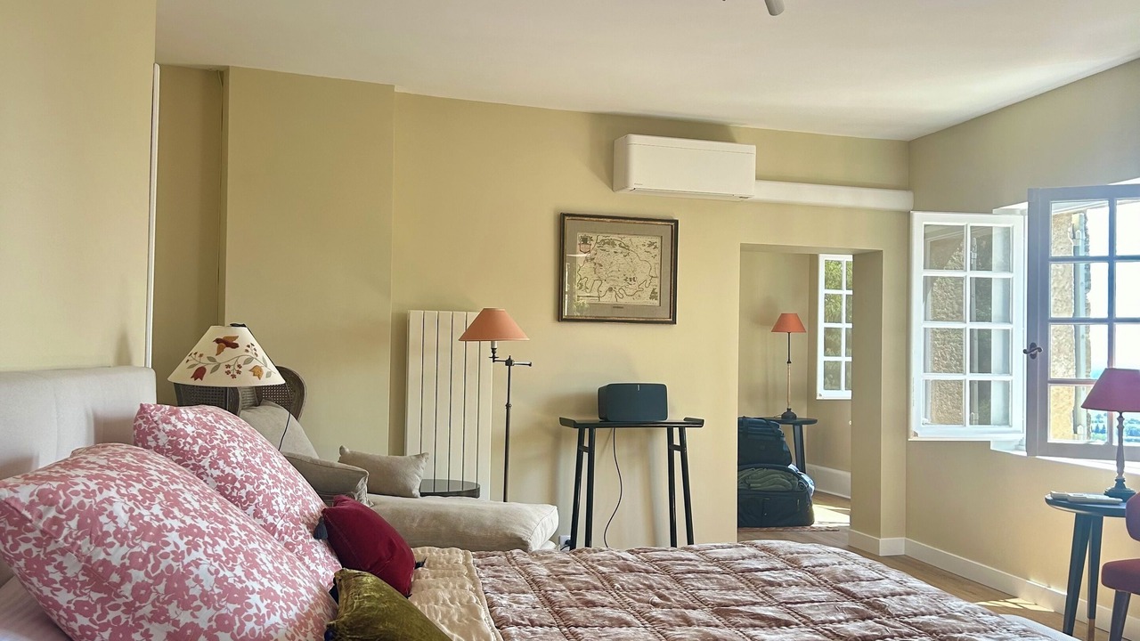 Photo of Bedroom in Chateauneuf-du-Pape