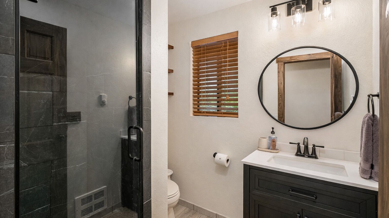 Photo of Bathroom in Leavenworth
