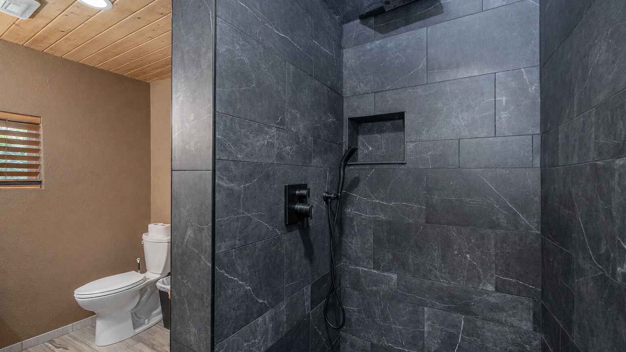 Photo of Bathroom in Leavenworth