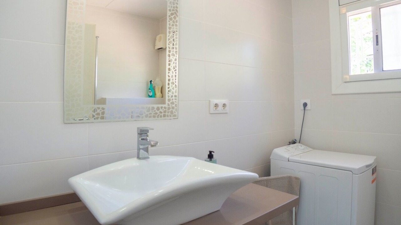 Photo of Bathroom in Cunit