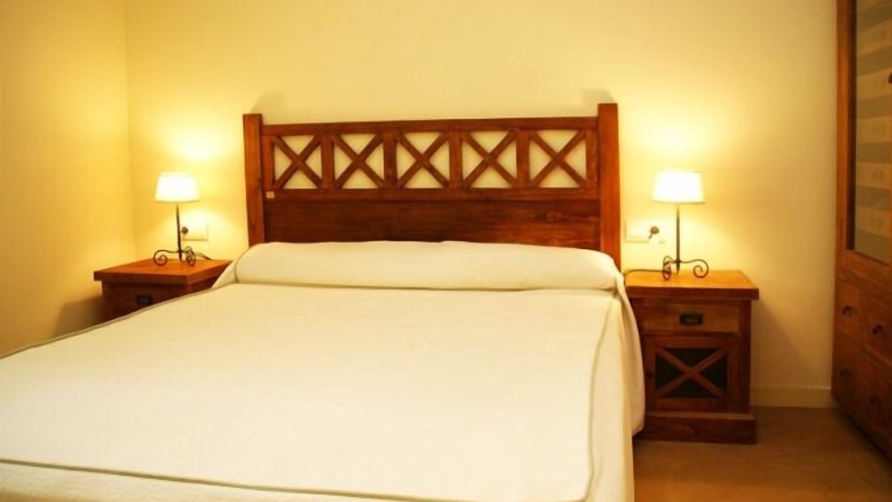 Photo of Bedroom in El Roc de Sant Gaieta