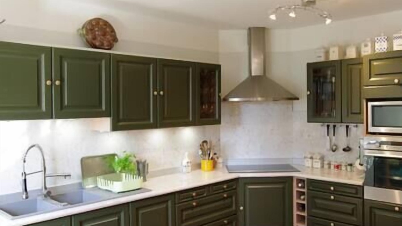 Photo of Others in Cellettes