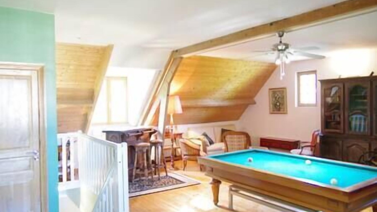 Photo of Others in Cellettes