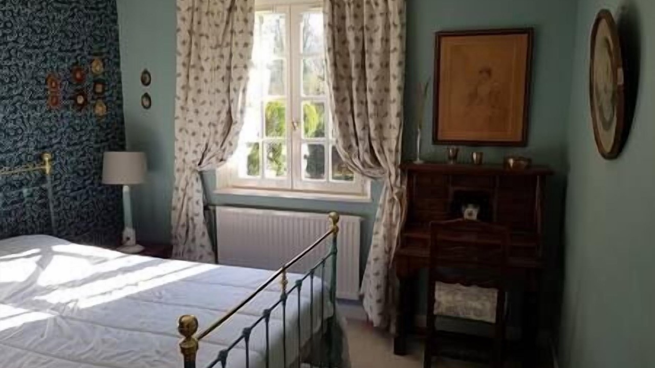 Photo of Others in Cellettes